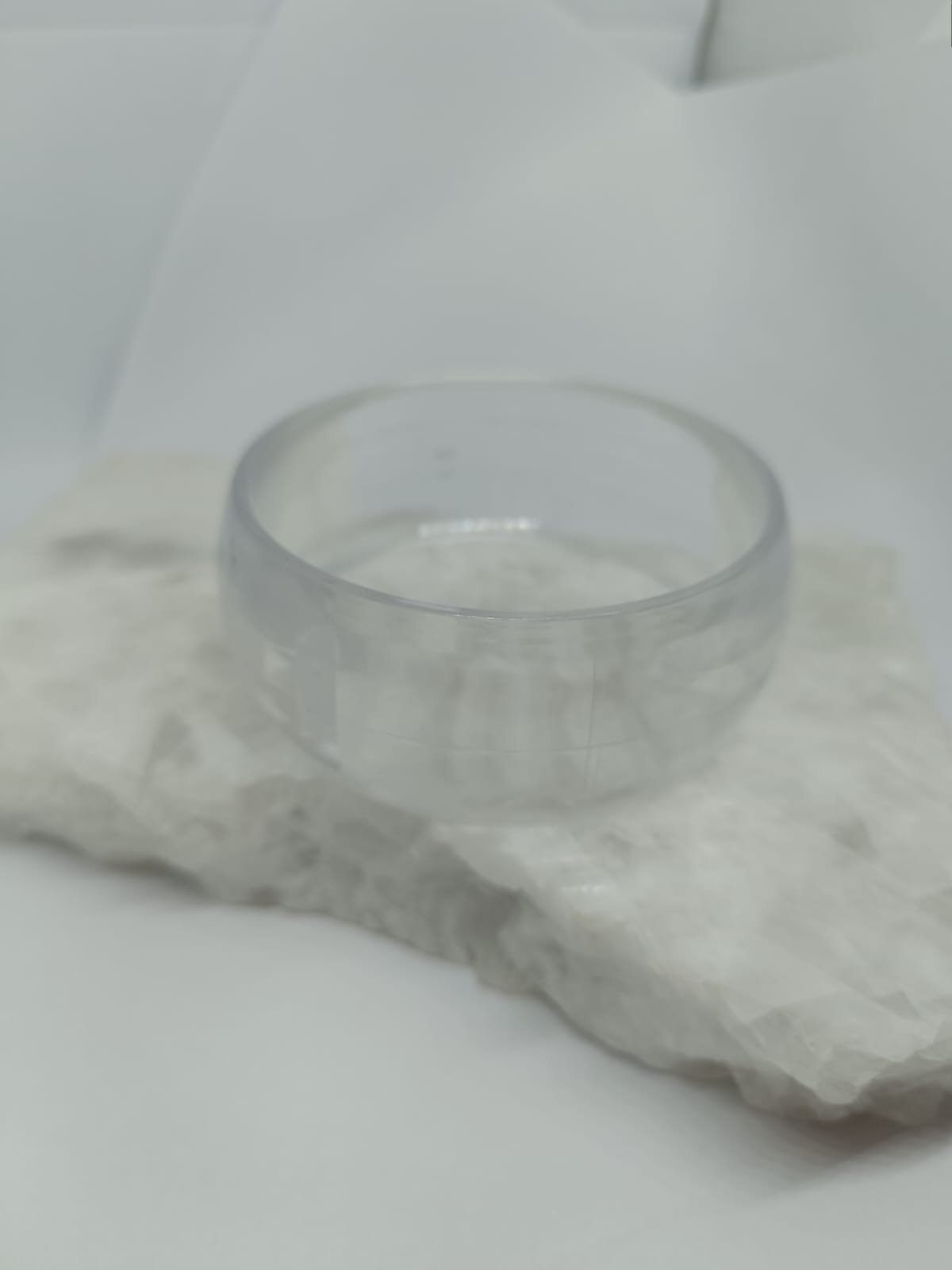 BRACELETE ACRÍLICO INCOLOR