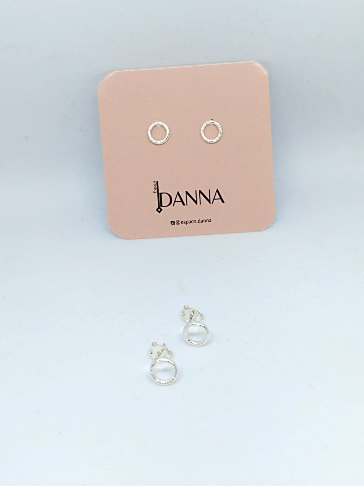 BRINCO CÍRCULO VAZADO