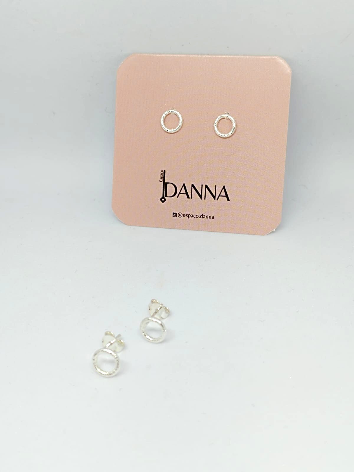 BRINCO CÍRCULO VAZADO