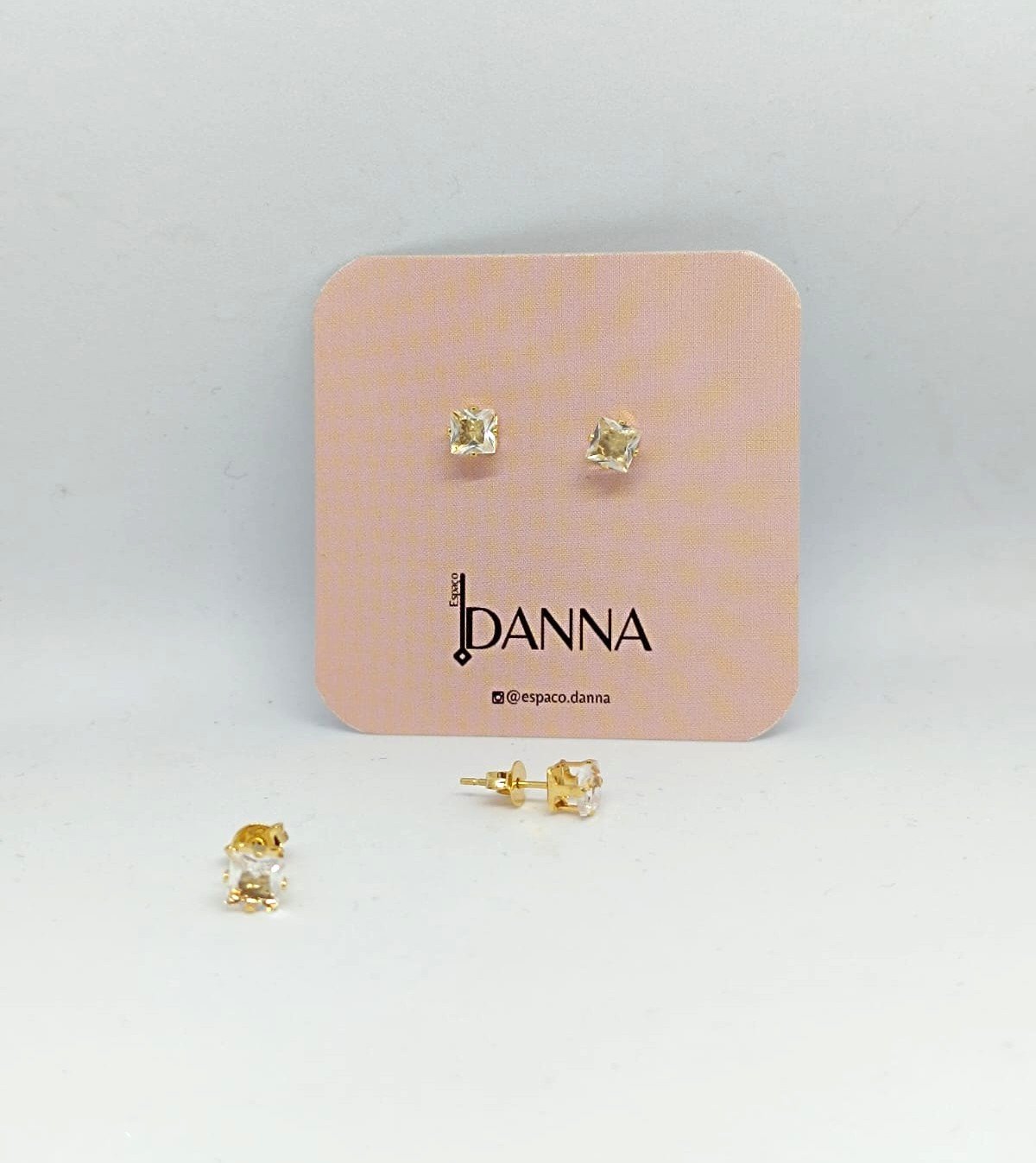 BRINCO ZIRCONIA QUADRADO