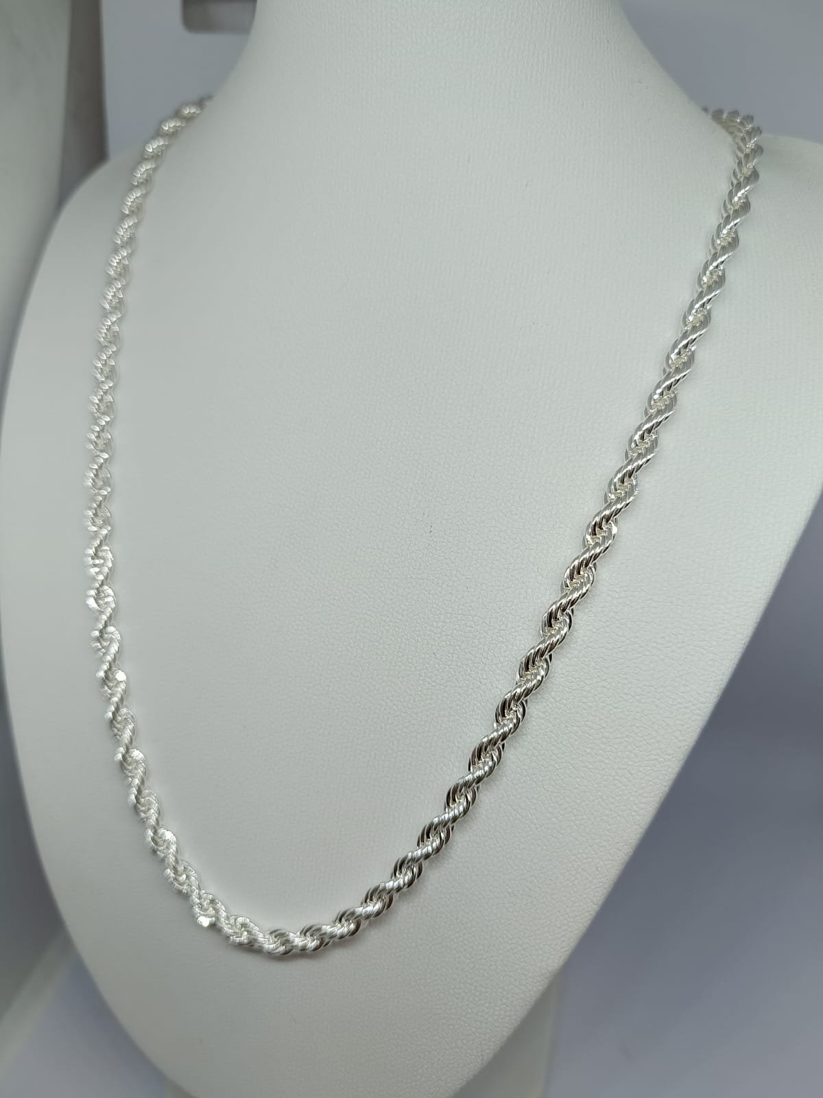 COLAR CORDÃO BAIANO