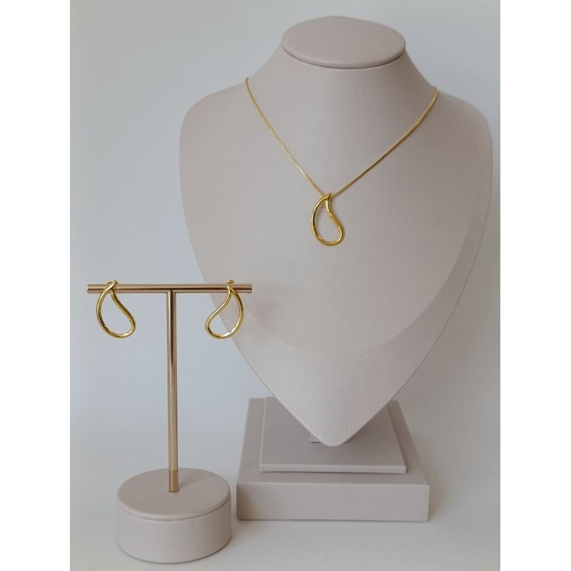 COLAR PINGENTE GOTA VAZADA