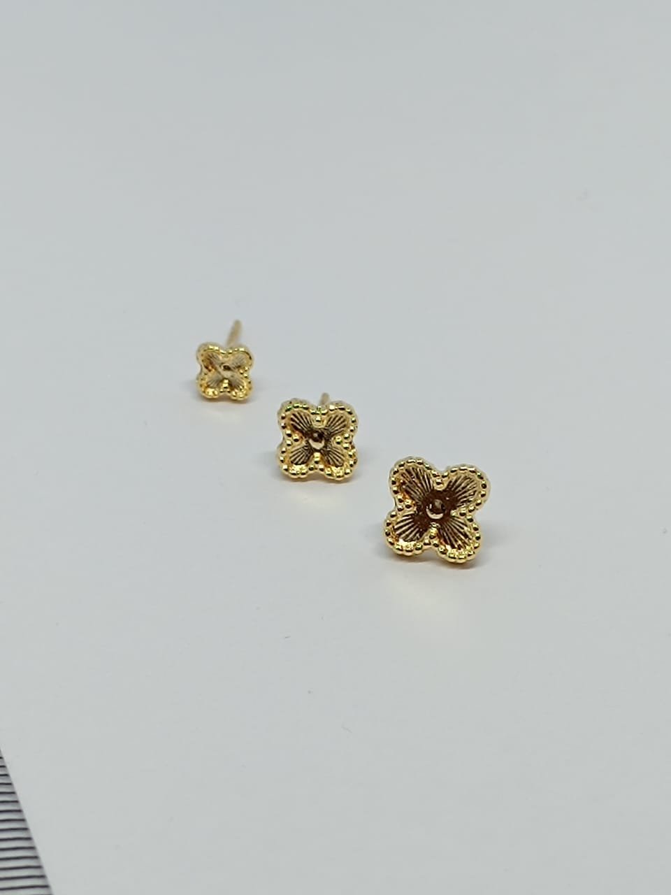 TRIO DE BRINCOS TREVO